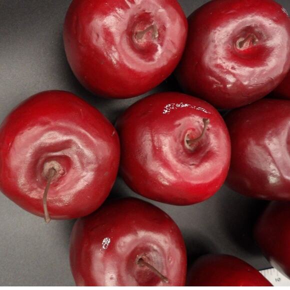 Set of 9 Red Artificial Apples Weighted Realistic Fruit Home Table Decor - Picture 6 of 6